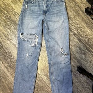 Abercrombie & Fitch The 90’s Straight Ultra High Rise- 2/26 short
